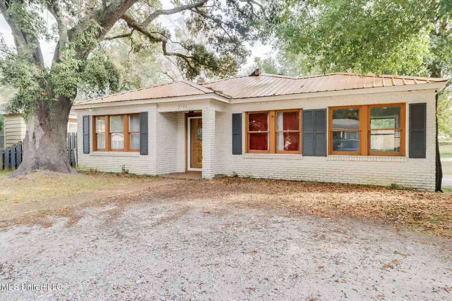 2704 Pine Avenue, Gulfport, MS 39501 - Image #2