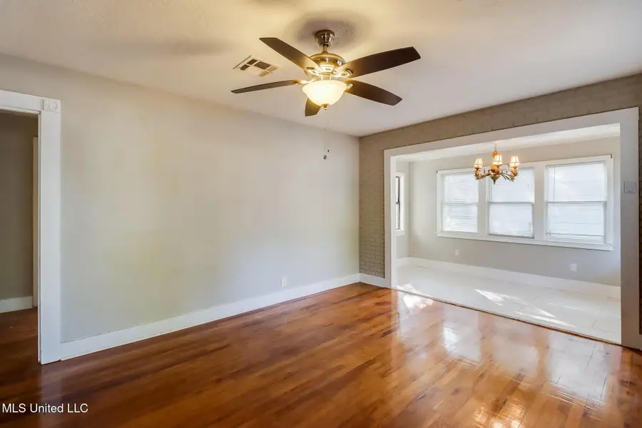 2704 Pine Avenue, Gulfport, MS 39501 - Image #3