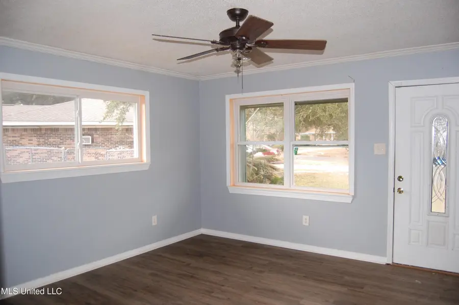 4226 Martha Court, Pascagoula, MS 39581 - Image #2
