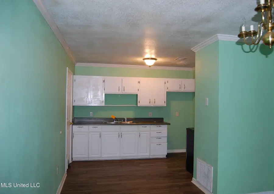 4226 Martha Court, Pascagoula, MS 39581 - Image #3