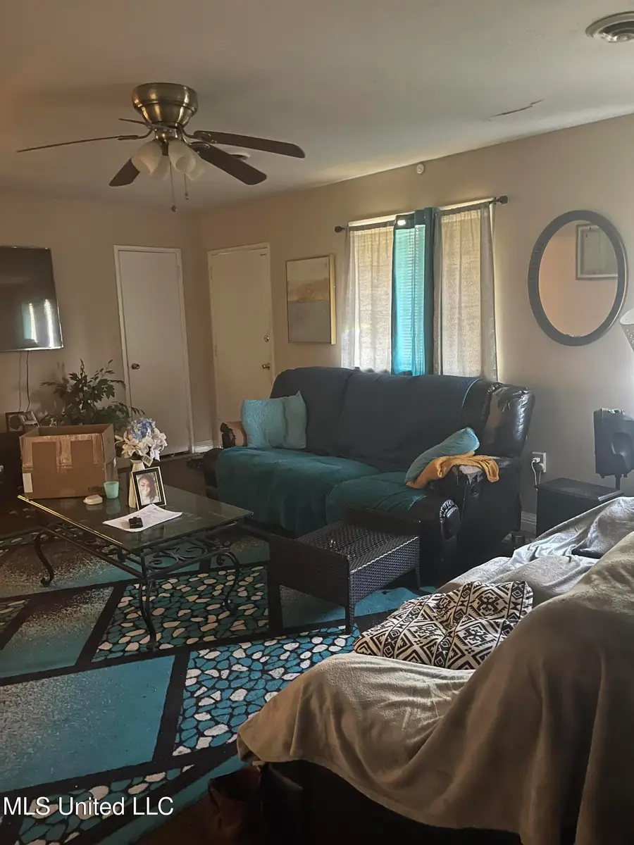 3361 Oakview Drive, Jackson, MS 39212 - Image #2