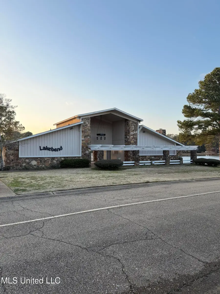 111 Lakebend Circle, Brandon, MS 39042 - Image #3
