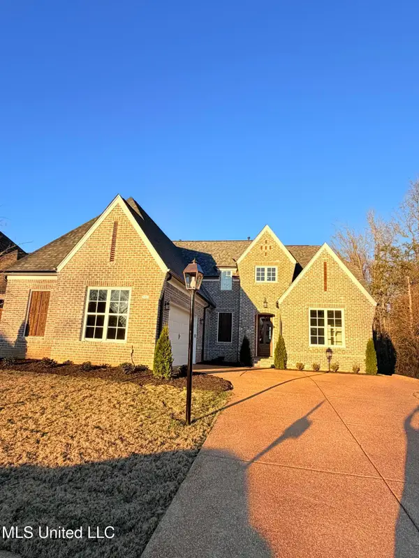 4338 S Bolivar Trail, Olive Branch, MS 38654