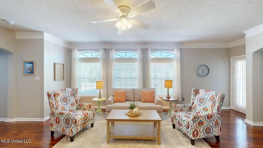 2252 Beach Drive, Gulfport, MS 39507 - #2