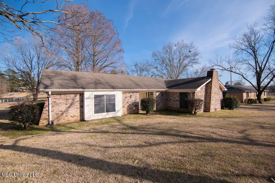 3864 S Siwell Road, Jackson, MS 39212 - Image #2