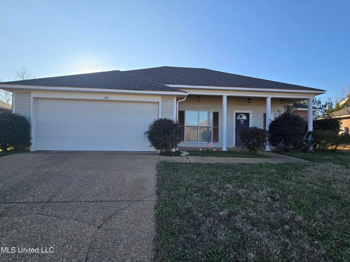 212 Callaway Circle, Byram, MS 39272 - #1