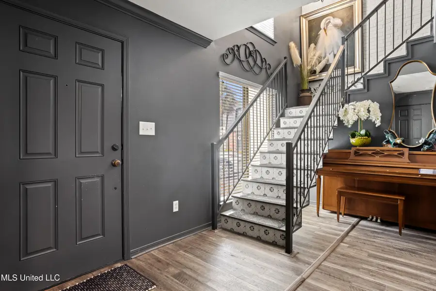 527 Front Beach Dr. Drive, Ocean Springs, MS 39564 - Image #2