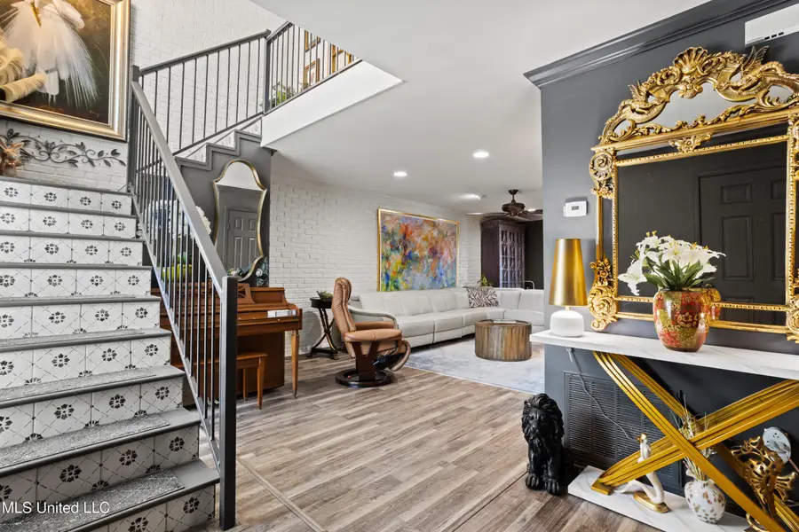 527 Front Beach Dr. Drive, Ocean Springs, MS 39564 - Image #3