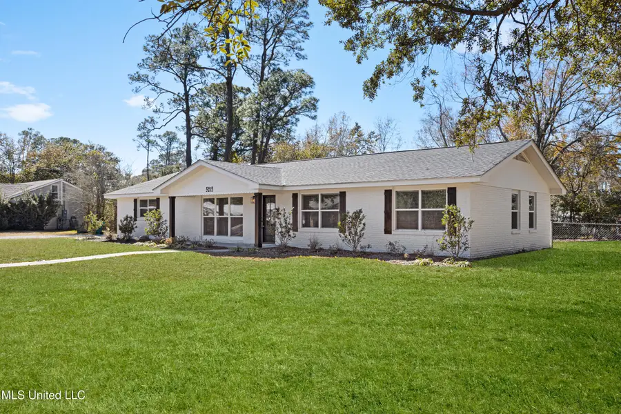 5215 Washington Avenue, Gulfport, MS 39507 - Image #2