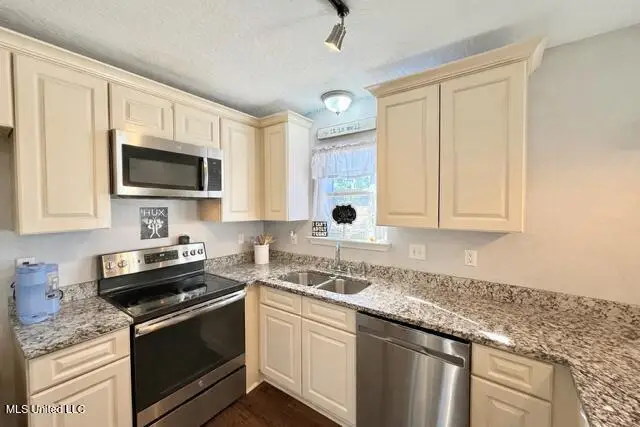 3369 Kinder Trail, Ruth, MS 39662 - #3