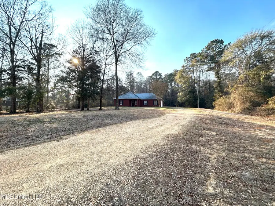 1025 Clover Lane, McComb, MS 39648 - #2