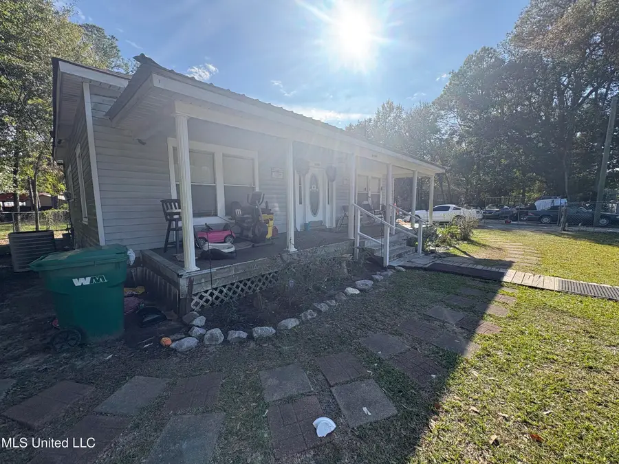 6112 Grierson Street, Moss Point, MS 39563 - #2
