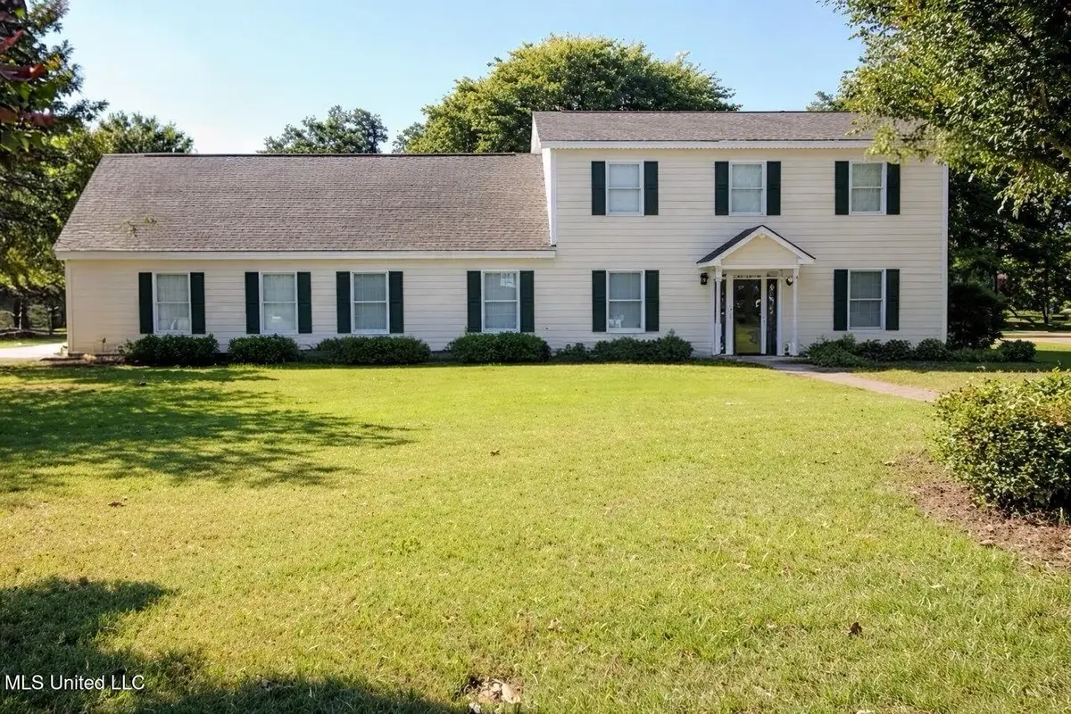 425 Briarwood Cove, Greenville, MS 38701 - #1