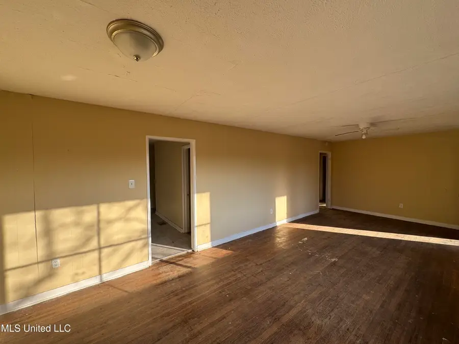 2862 Oak Forest Drive, Jackson, MS 39212 - #2