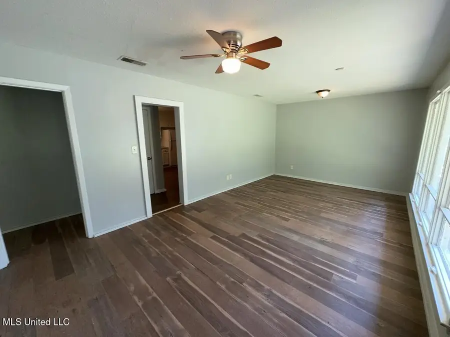 3114 Suncrest Drive, Jackson, MS 39212 - #2