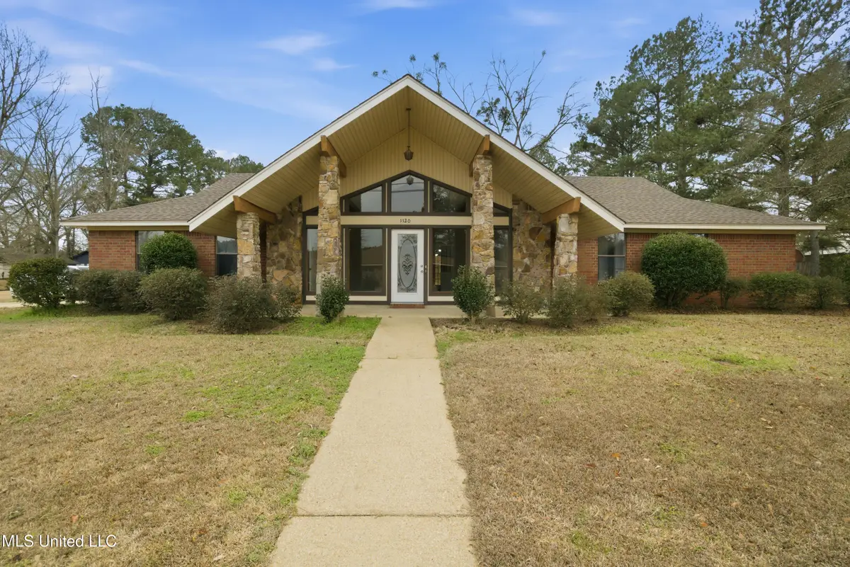 1120 SE 4th Street, Magee, MS 39111 - #1