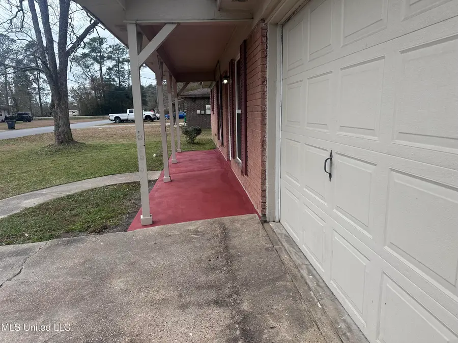4113 Mimosa Drive, Moss Point, MS 39562 - #3