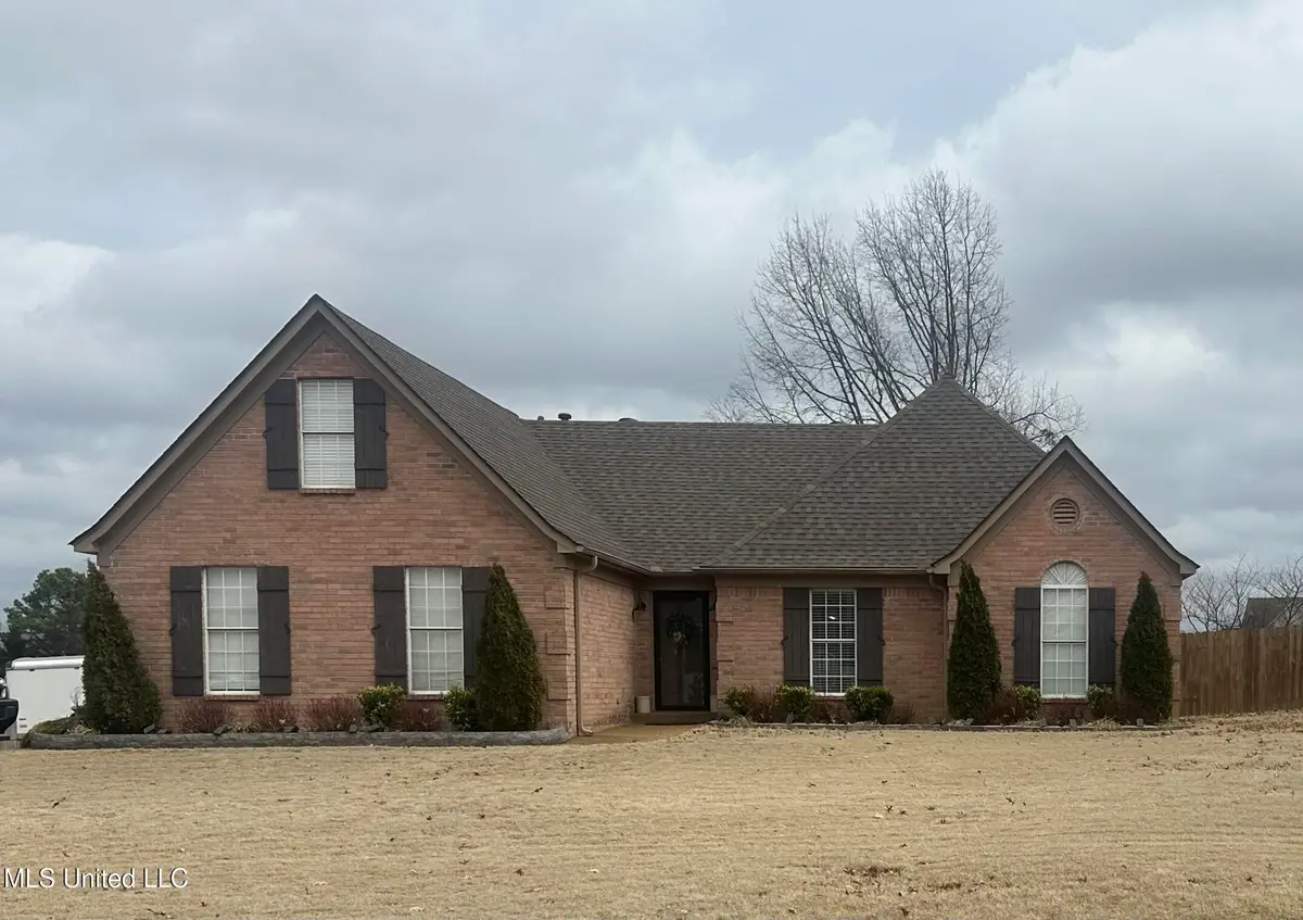 136 N Parkway Street, Hernando, MS 38632 - #1