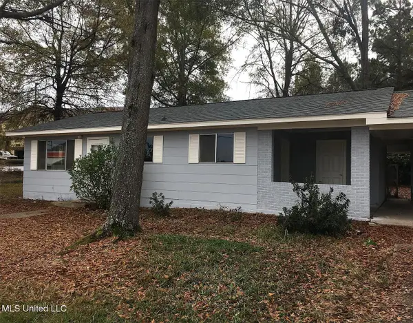 2069 Murray Drive, Pearl, MS 39208