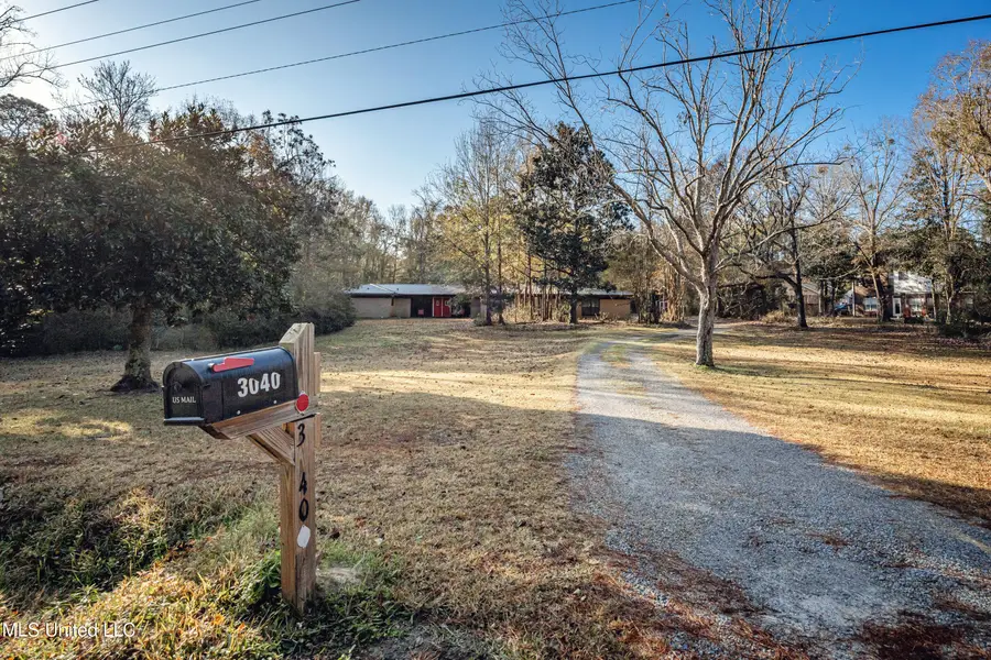 3040 Pabst Road, Ocean Springs, MS 39564 - #2