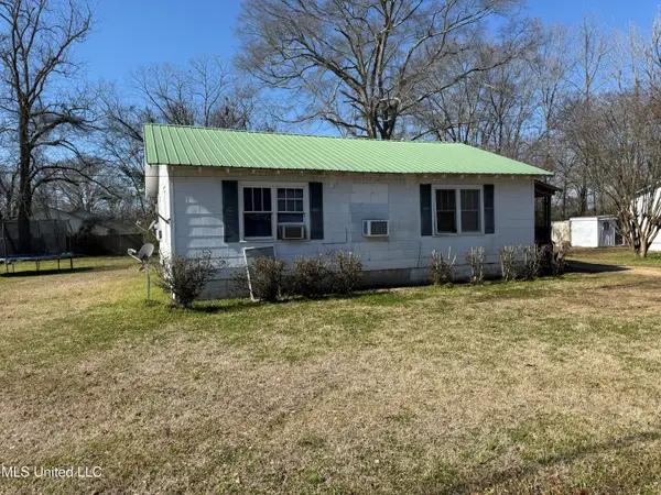 108 Moore Avenue, Pelahatchie, MS 39145