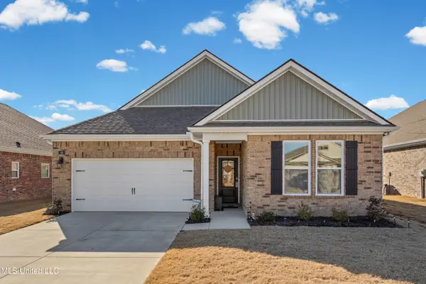 44 Harvest Dance Drive, Byhalia, MS 38611