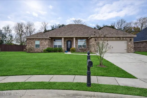 7961 Village Green Drive, Biloxi, MS 39532