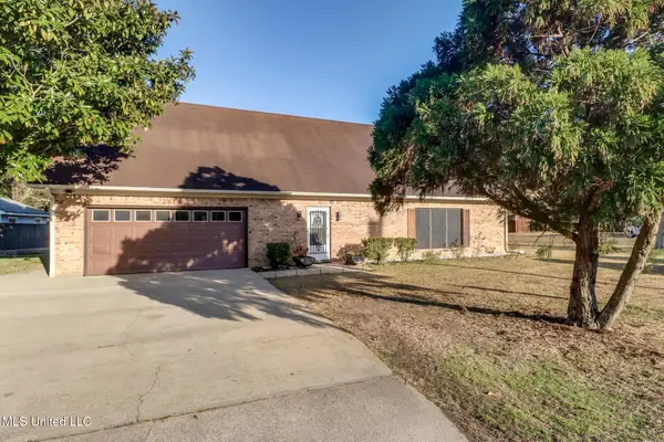 2616 Gina Street, Pascagoula, MS 39581