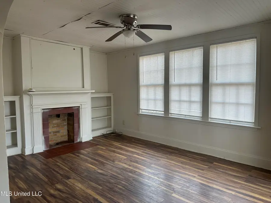 4413 Dixie Drive, Jackson, MS 39209 - #3