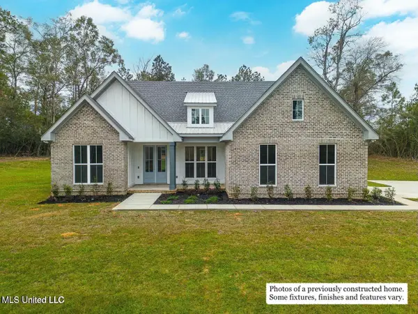 97 Clear Lake Road, Perkinston, MS 39573