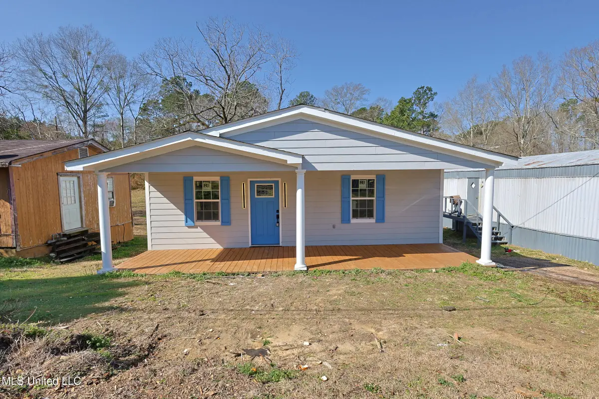 140 South Drive, Hazlehurst, MS 39083 - #1