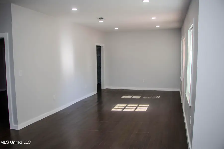 420 Downing Street, Jackson, MS 39216 - #3