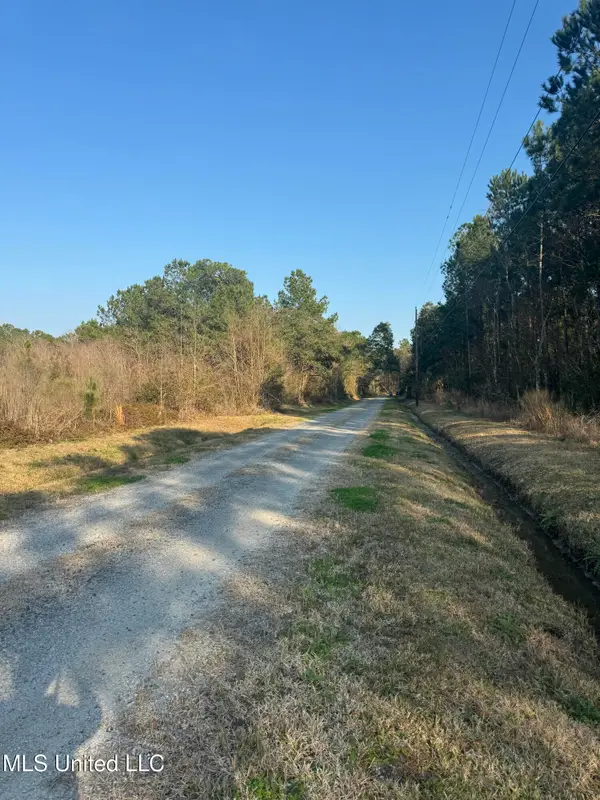 Lot 20-21 13th Street, Bay Saint Louis, MS 39520