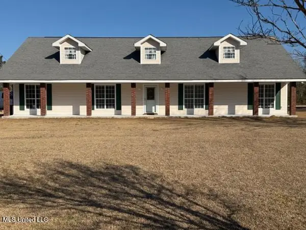 38 Wyatt Lane, Picayune, MS 39466