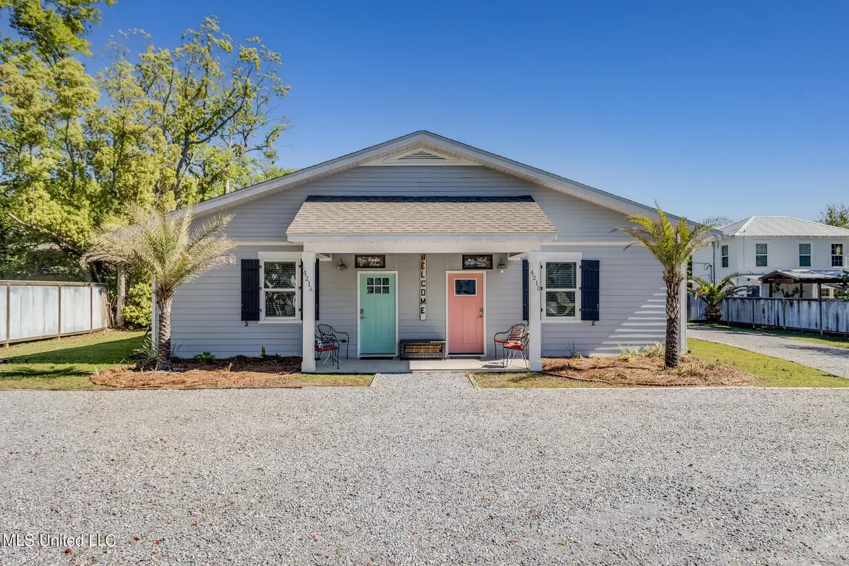 421 Carroll Avenue, Bay Saint Louis, MS 39520 - #1