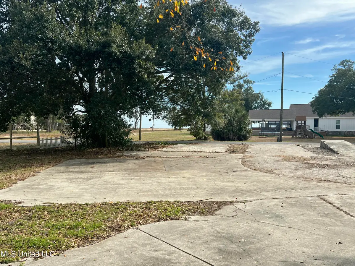817 Martin Avenue, Gulfport, MS 39507 - #1