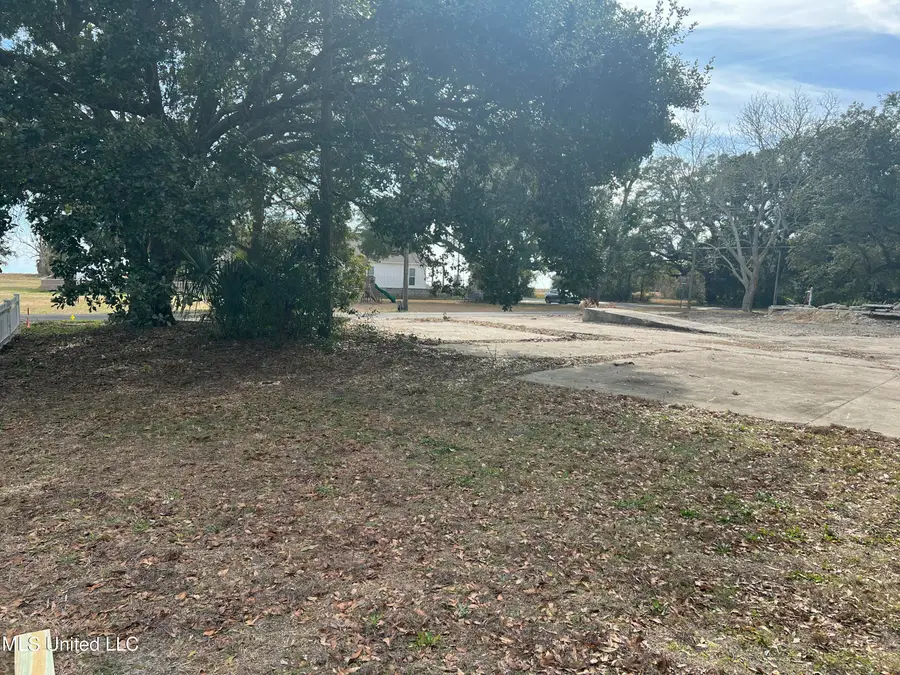817 Martin Avenue, Gulfport, MS 39507 - #3