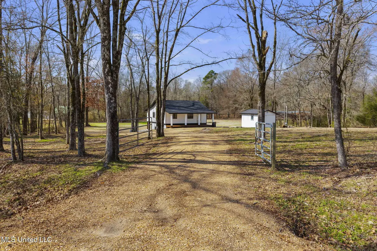 18285 Midway Road, Terry, MS 39170 - #1