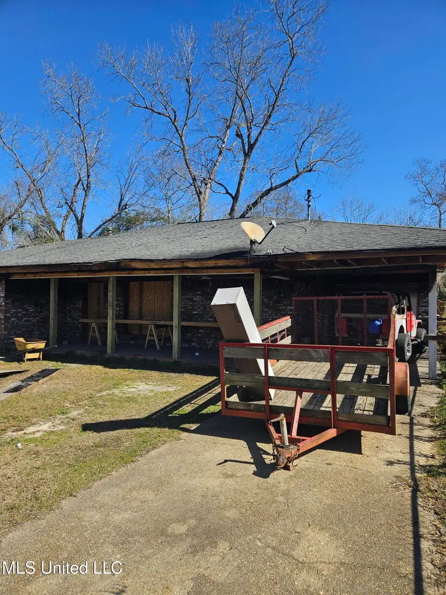 529 Hall Street, Wiggins, MS 39577 - #2