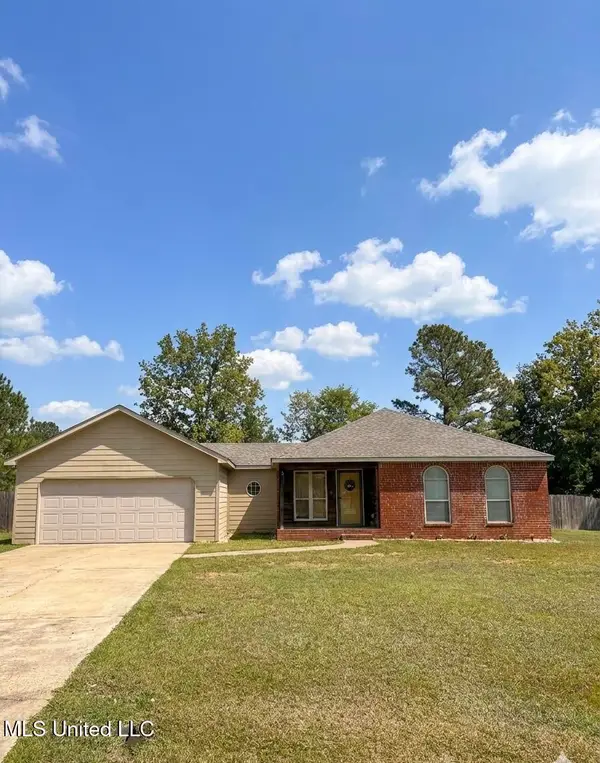 412 Chenoa Avenue, Carthage, MS 39051