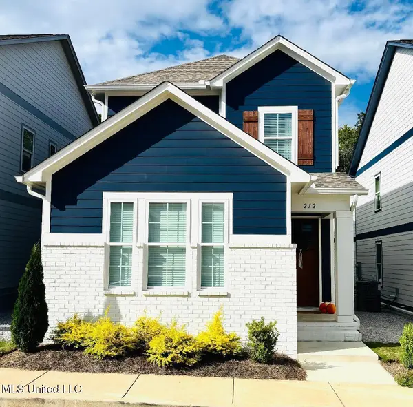 212 Honeysuckle Way, Oxford, MS 38655