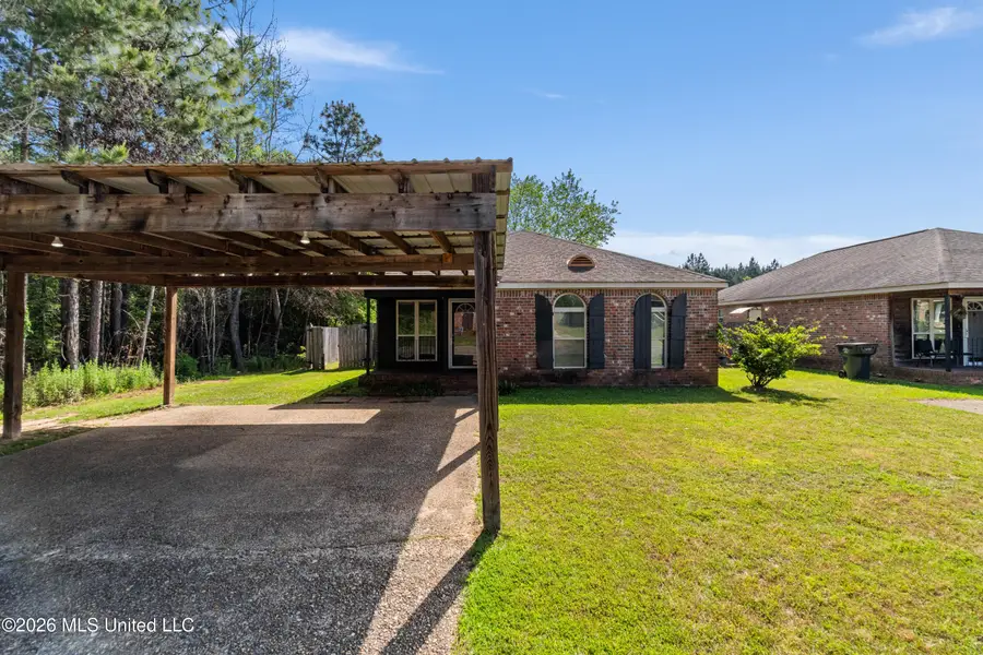 8 Findlay Street, Hattiesburg, MS 39402 - #2
