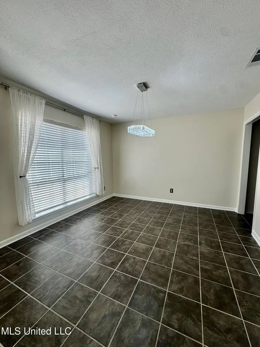 1315 Sussex Drive, Ocean Springs, MS 39564 - #3