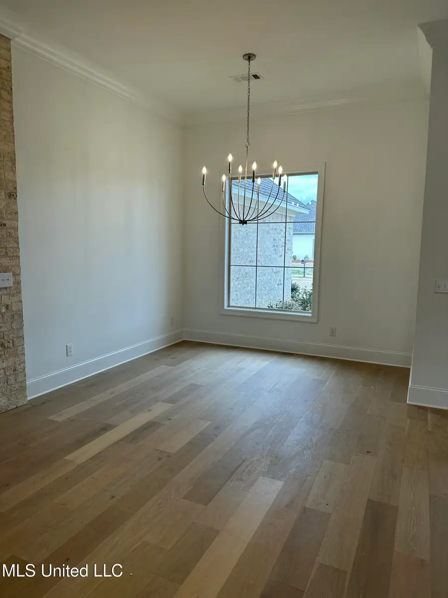 417 Aurora Circle, Canton, MS 39046 - #2