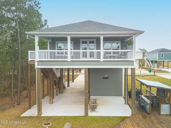 4062 Blue Jay Street, Bay Saint Louis, MS 39520
