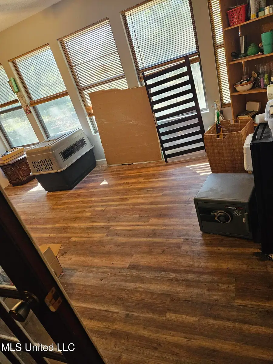 211 Turnberry Court, Ocean Springs, MS 39564 - #3