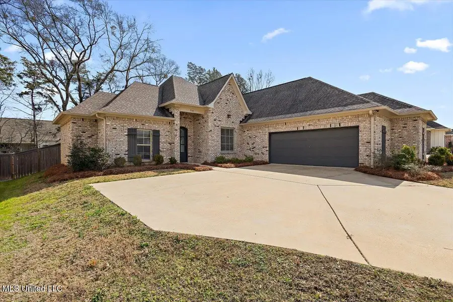 735 Glenwild Drive, Canton, MS 39046 - #3