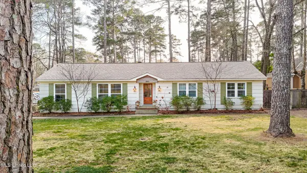 1865 E Northside Drive, Jackson, MS 39211