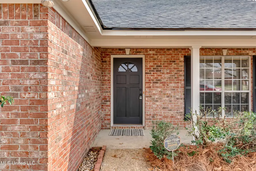 404 White Oak Cove, Florence, MS 39073 - #2