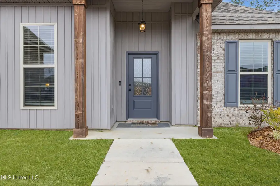 11460 Memphis Circle, Ocean Springs, MS 39564 - #3